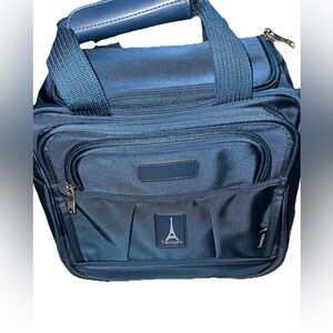 Travelpro Crew 4 Carry-On Duffle Weekender Bag Navy Luggage Airplane 14"X 12"